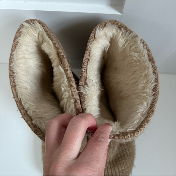 Airwalk Sweater Boots - Picture 8 of 14